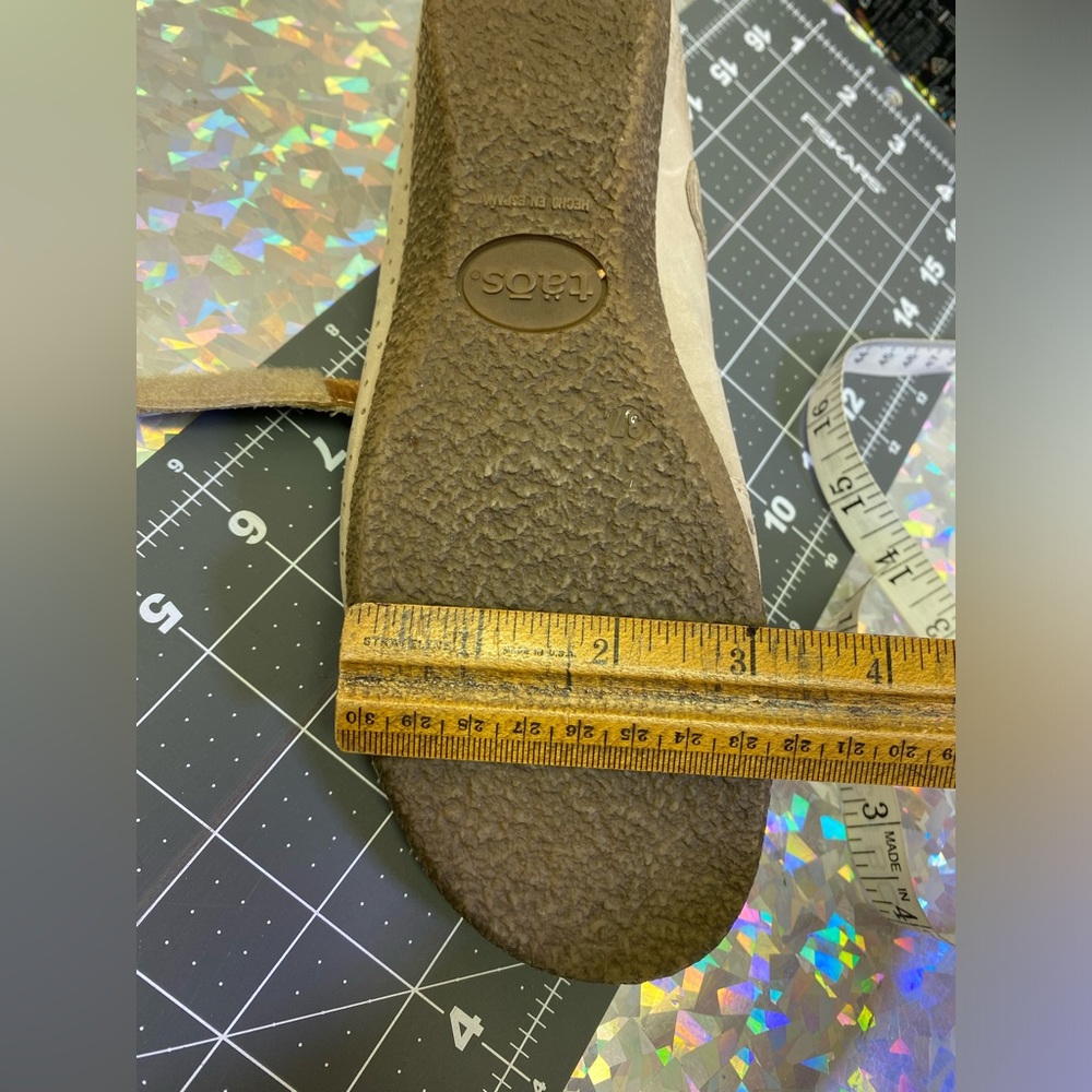 Taos Mary Jane Flats Removable Comfort Footbed Taupe Neutral Sz 37 / 6.5 Approx - Picture 10 of 14